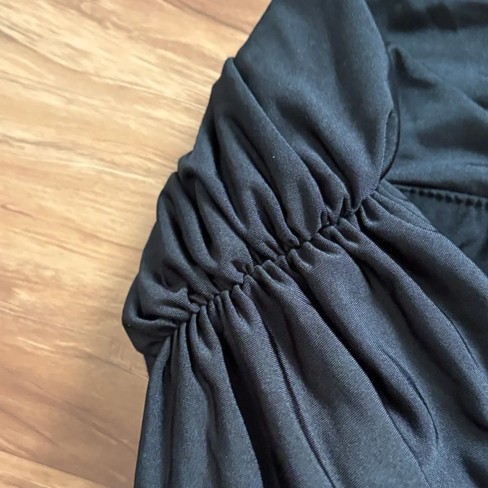 NWT Black Off-Shoulder Dress - Picture 4 of 8